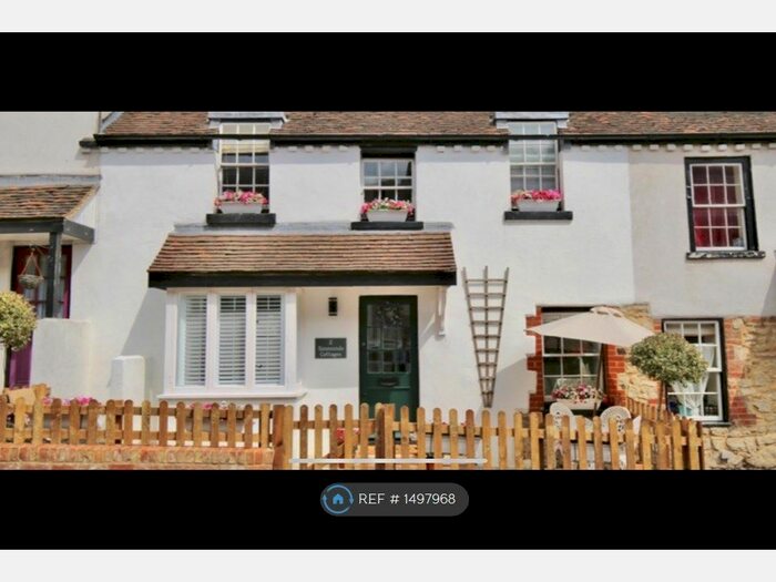 2 Bedroom Terraced House To Rent In Simmonds Cottages, Sevenoaks, TN15