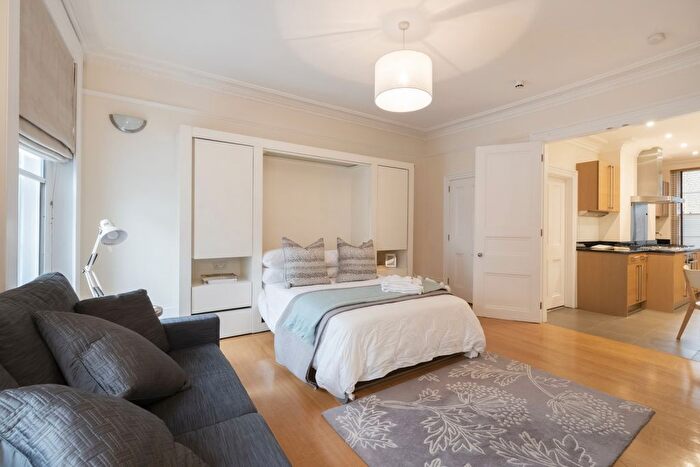 Studio To Rent In Kings Road, Chelsea, SW3