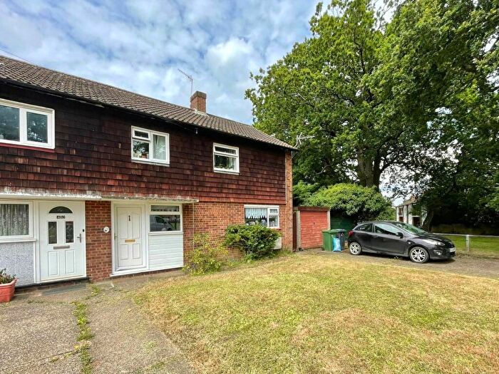 4 Bedroom Semi-Detached House To Rent In Broomfield, Guildford, Surrey, GU2