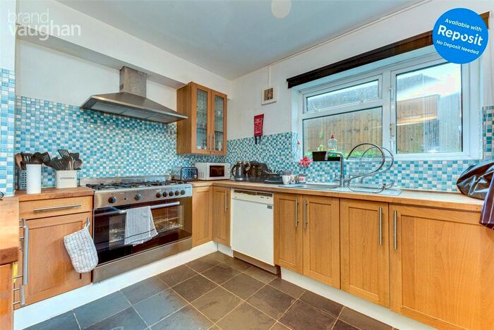 5 Bedroom Semi-Detached House To Rent In Stephens Road, Brighton BN1