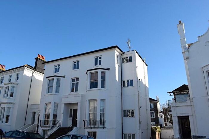 2 Bedroom Flat To Rent In Medina Villas, Hove, East Sussex, ., BN3