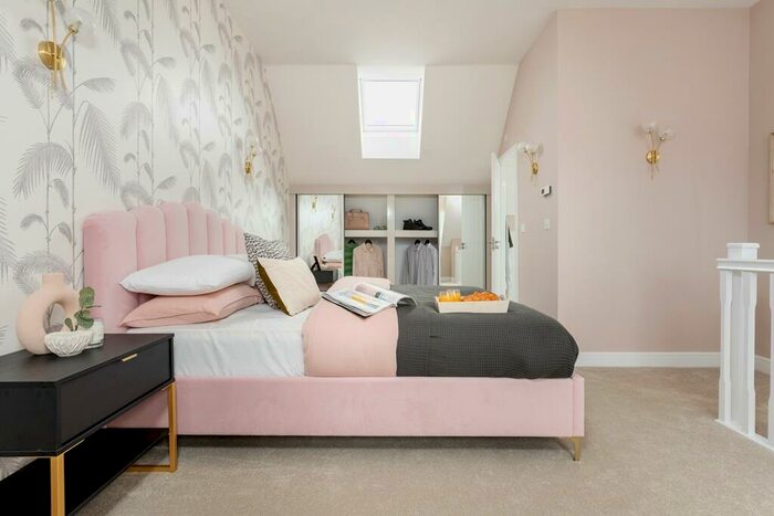 3 Bedroom Semi-Detached House For Sale In The Avenue Overstone Northants, NN6