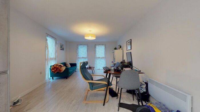 2 Bedroom Flat To Rent In Atkinson Street, Leeds, LS10