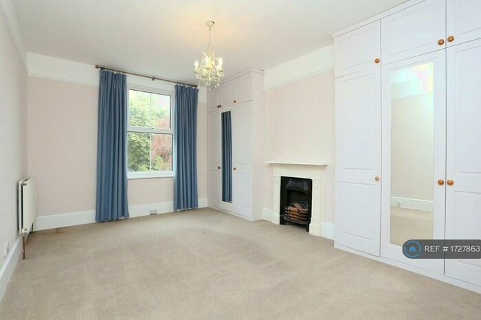 5 Bedroom Semi-Detached House To Rent In College Road, Bromley, BR1