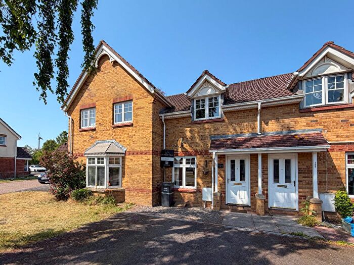 2 Bedroom Terraced House To Rent In Eaton Crescent, Taunton, TA2