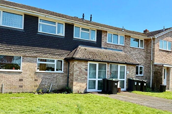 3 Bedroom Terraced House For Sale In Forestside Gardens, Ringwood, BH24