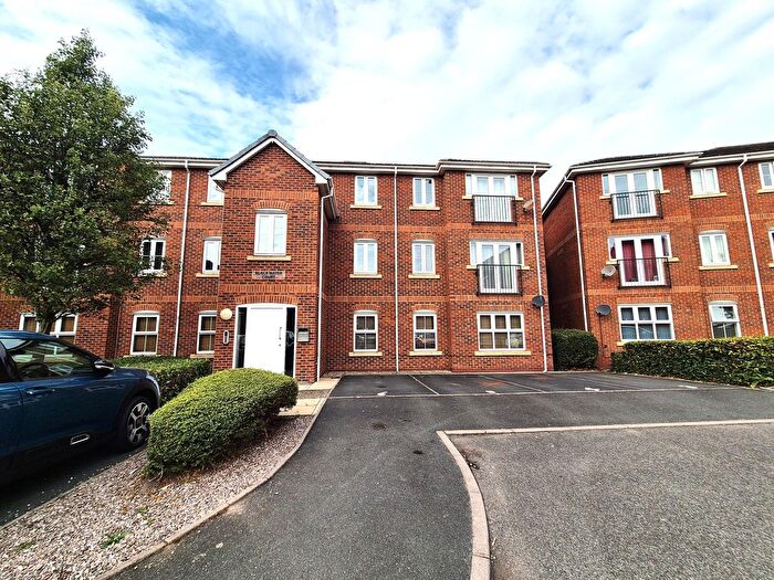 2 Bedroom Flat To Rent In Tame Close, Wilnecote, B77