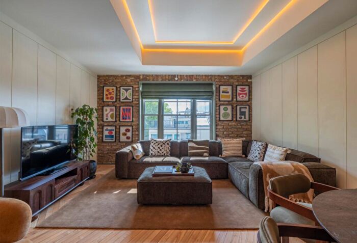 2 Bedroom Apartment For Sale In Piano Studios, Ferdinand Street, London, NW1