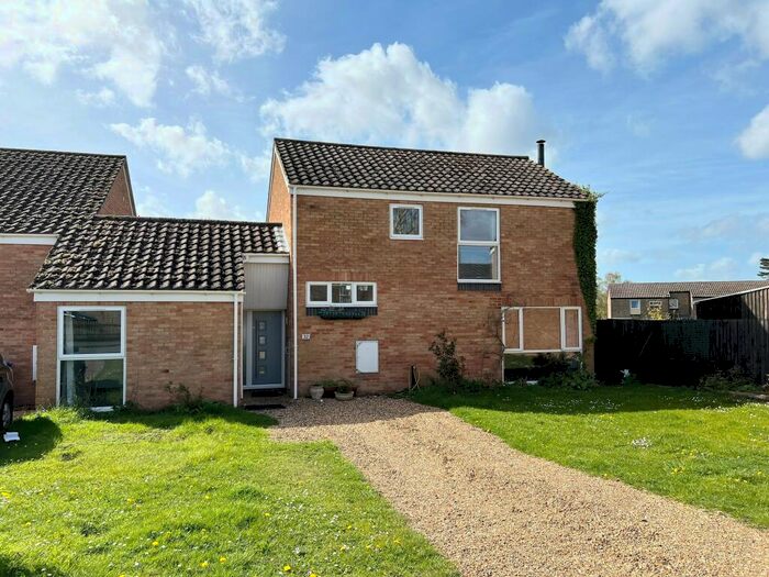 4 Bedroom End Of Terrace House To Rent In Oak Lane, Raf Lakenheath, Brandon, IP27