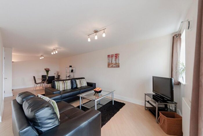 1 Bedroom Flat To Rent In Whitehaven Street, London, NW8