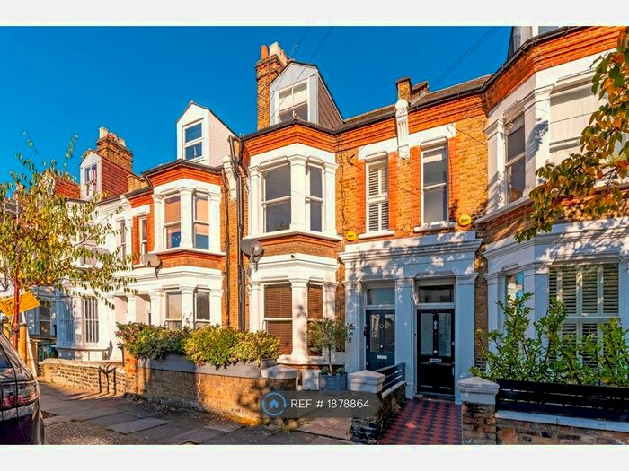 3 Bedroom Flat To Rent In Pember Road, London, NW10