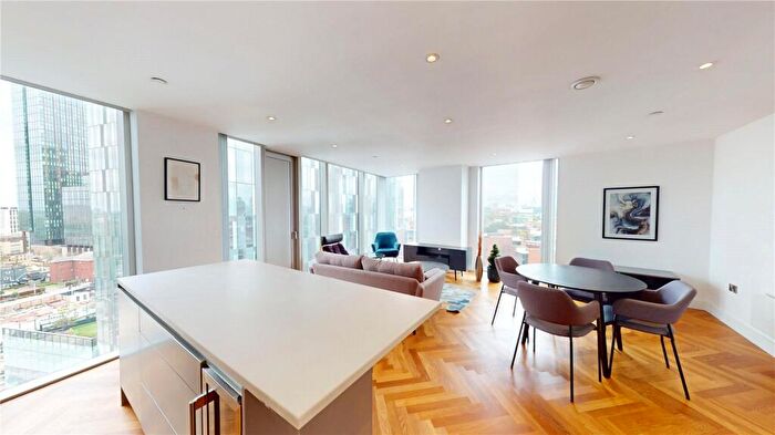 2 Bedroom Apartment To Rent In East Tower, Deansgate Square, M15