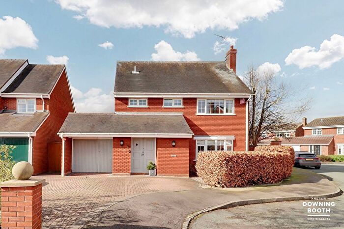 4 Bedroom Detached House For Sale In Swarbourn Close, Yoxall, Burton-On-Trent, DE13