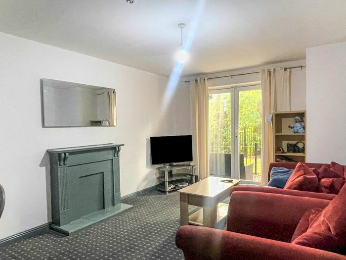 2 Bedroom Flat To Rent In Flat, Wolseley Street, Bordesley, Birmingham, B9