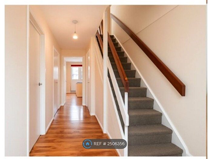 4 Bedroom Semi-Detached House To Rent In Inskip Road, Chadwell Heath, RM8