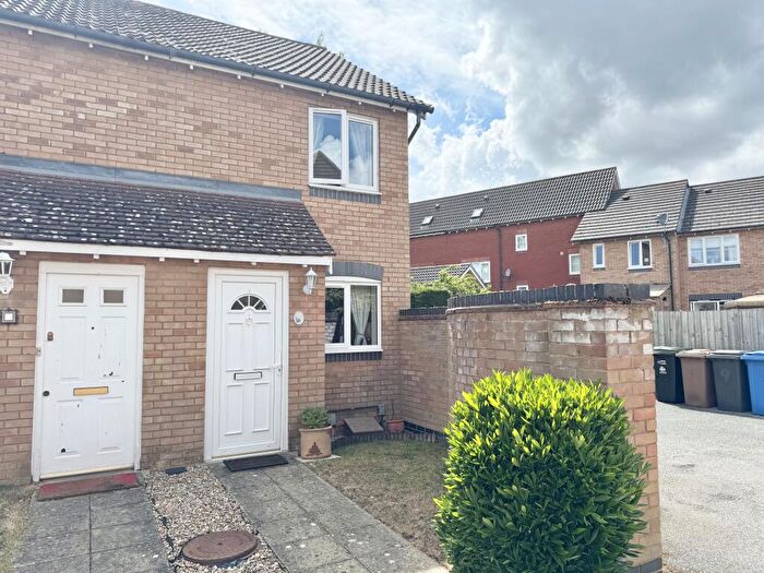 2 Bedroom House To Rent In Darter Close, IP3