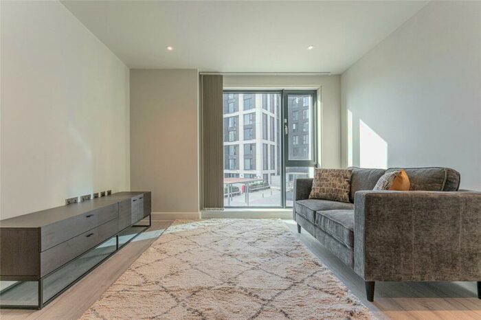 1 Bedroom Apartment To Rent In St Martins Place, Broad Street, Birmingham, West Midlands, B15