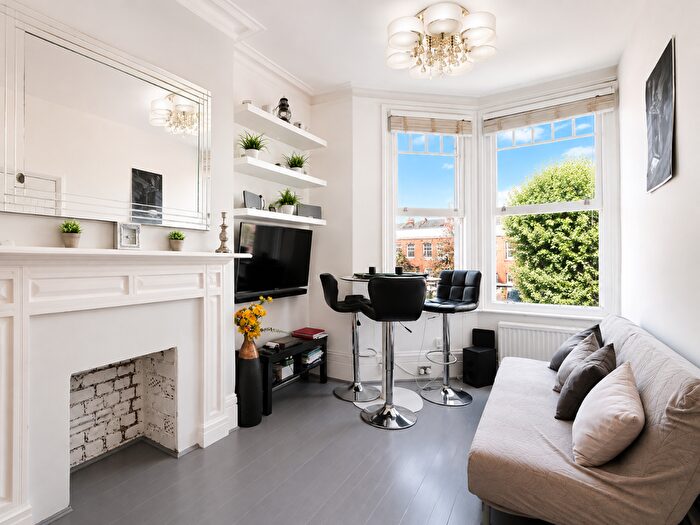1 Bedroom Flat For Sale In West End Lane, West Hampstead, London, NW6