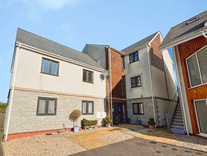 2 Bedroom Apartment For Sale In Mitchell Gardens, Axminster, EX13