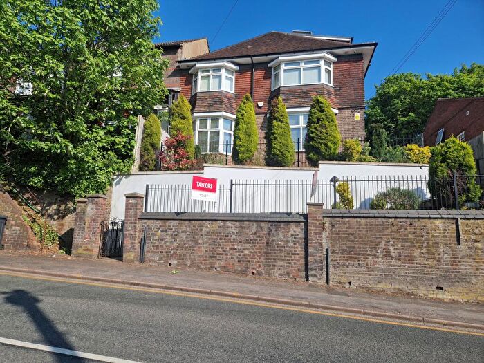 1 Bedroom Flat To Rent In Hitchin Road, Luton, LU2