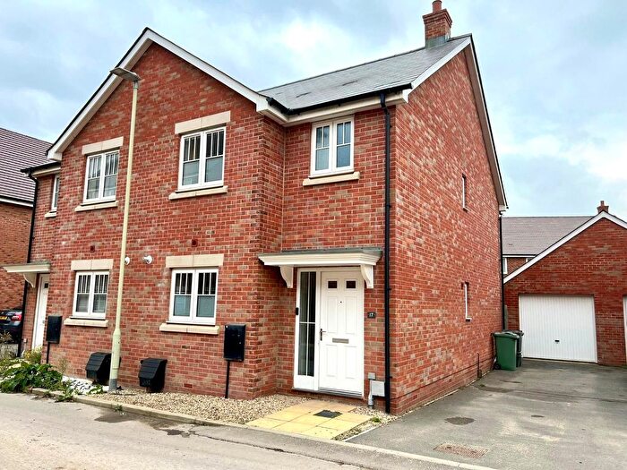 3 Bedroom Semi-Detached House To Rent In Emery Avenue, Gloucester, GL1