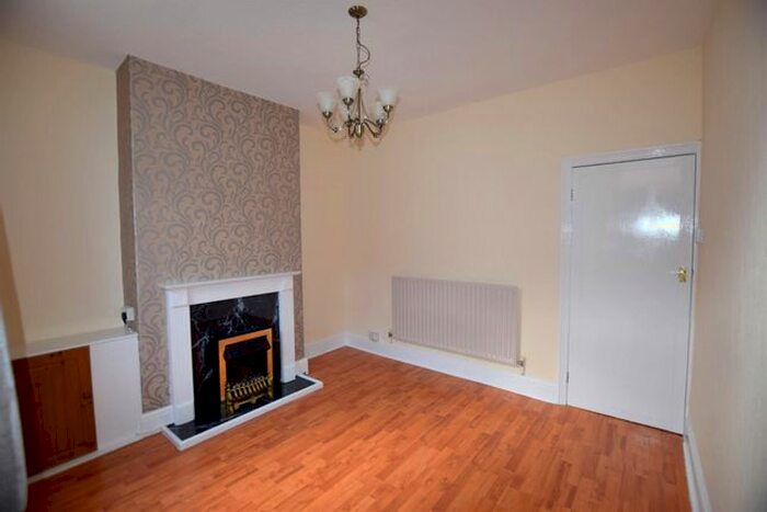 2 Bedroom Terraced House To Rent In Bark Street, Cleethorpes, DN35