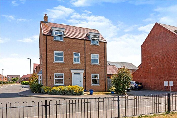 3 Bedroom Detached House For Sale In Tyne Close, Spalding, Lincolnshire, PE11