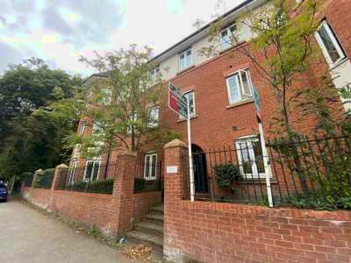 2 Bedroom Flat To Rent In Nell Lane, M21