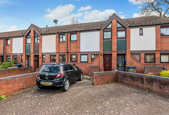3 Bedroom Terraced House For Sale In Mattock Close, Headington, Oxford, Oxfordshire, OX3