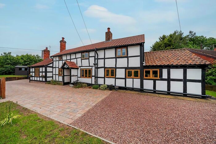 3 Bedroom Cottage For Sale In Tillington, Herefordshire, HR4