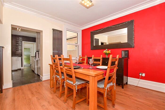 3 Bedroom Terraced House For Sale In St. George's Road, Gillingham, Kent, ME7