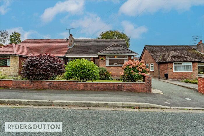 3 Bedroom Semi-Detached Bungalow For Sale In Jordan Avenue, Shaw, Oldham, Greater Manchester, OL2