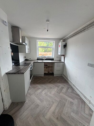 2 Bedroom Terraced House To Rent In Herbert Street, Oldham, OL4