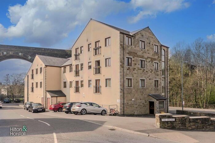 2 Bedroom Flat To Rent In Cotton Mill Works, Knotts Lane, Colne, BB8