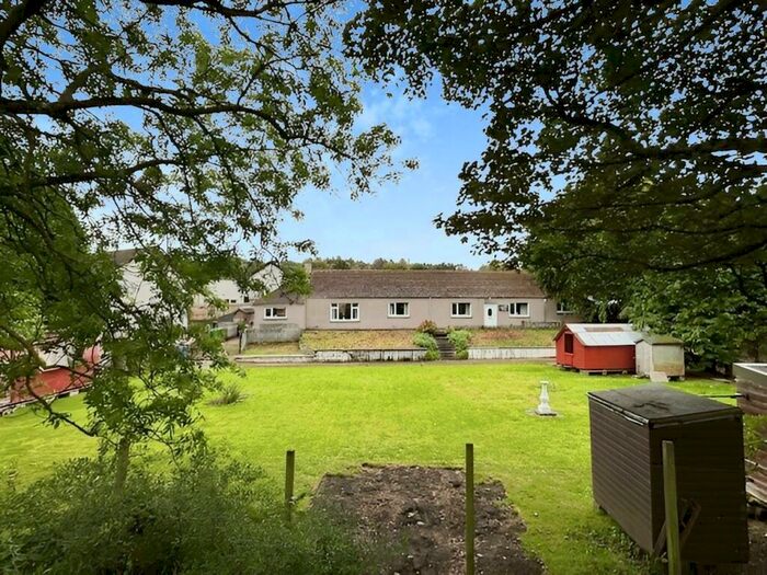 3 Bedroom Detached Bungalow For Sale In Cardenden Road, Cardenden, Lochgelly, KY5