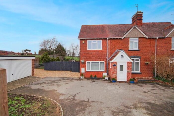 4 Bedroom House To Rent In Churchdown, GL3