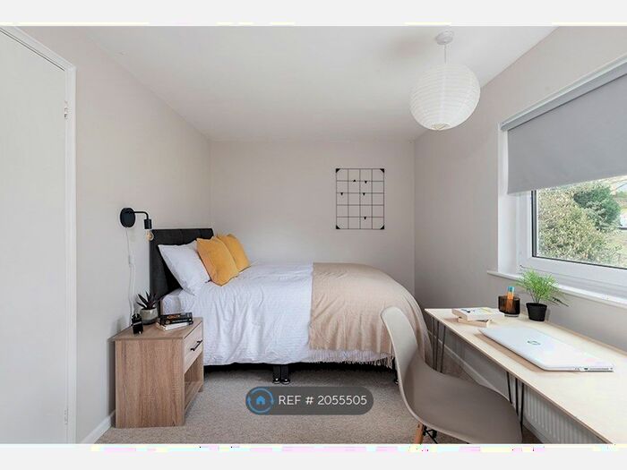 3 Bedroom Semi-Detached House To Rent In Eleanor Close, Bath, BA2