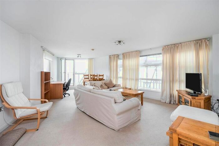 2 Bedroom Flat To Rent In Aurora, Trawler Road, Maritime Quarter, Swansea, SA1