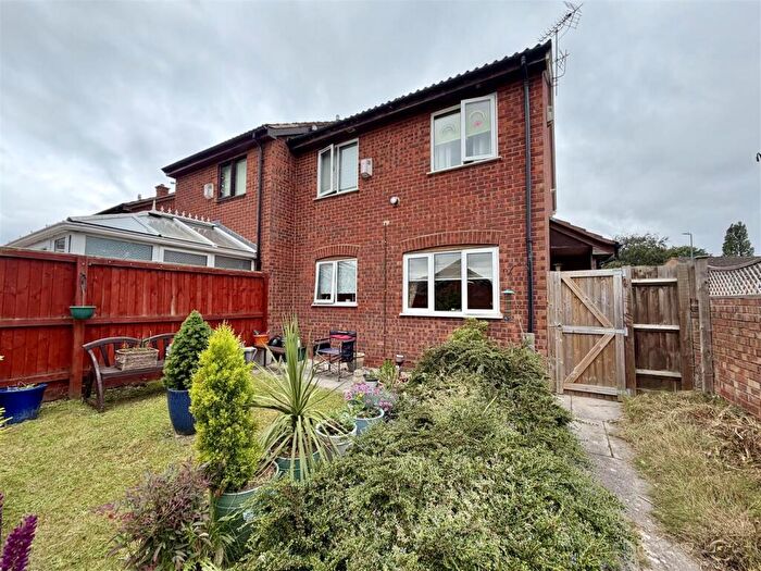 1 Bedroom Terraced House For Sale In Woodward Drive, Bristol, BS30
