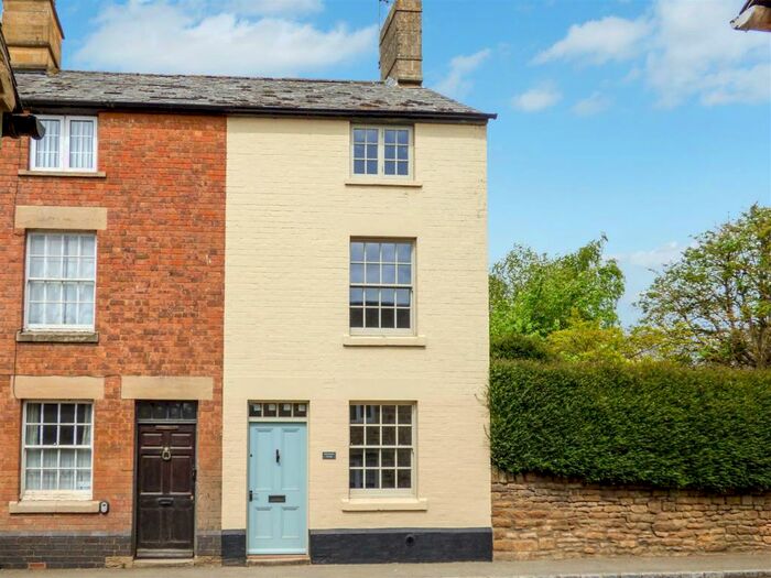 3 Bedroom End Of Terrace House To Rent In Park Road, Chipping Campden, GL55