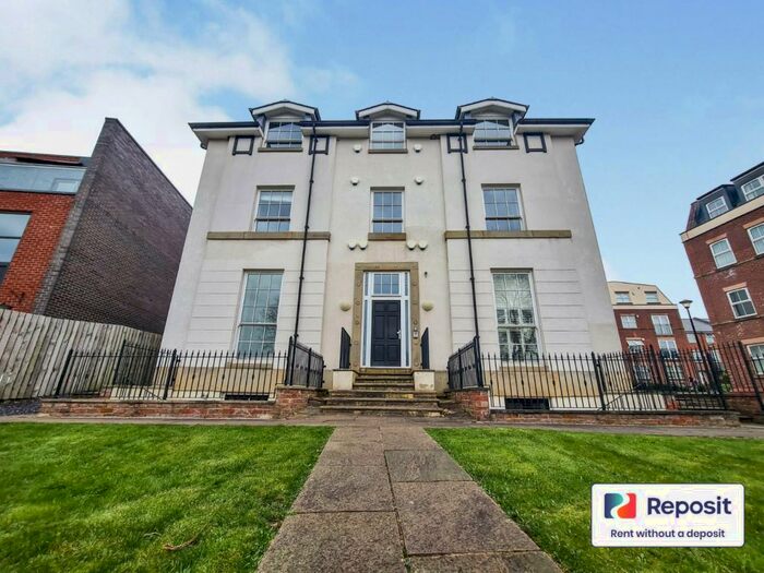 2 Bedroom Apartment To Rent In Great Clowes Street, Salford, Manchester, M7