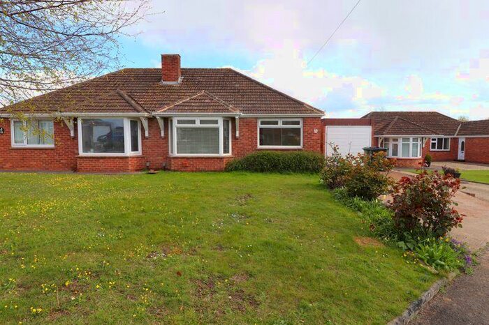 2 Bedroom Semi-Detached Bungalow To Rent In Laura Close, Gloucester, GL2