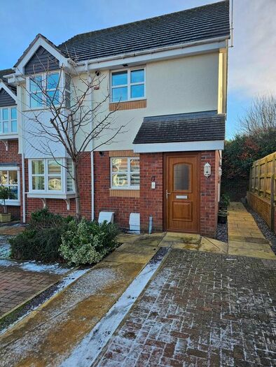 2 Bedroom Flat To Rent In The Orchard, Rhos On Sea, Colwyn Bay, LL28