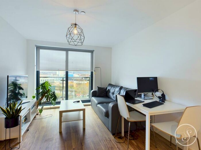 1 Bedroom Apartment To Rent In Aire, Cross Green Lane, Leeds, X1