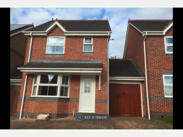 3 Bedroom Detached House To Rent In Westerham Walk, Calne, SN11