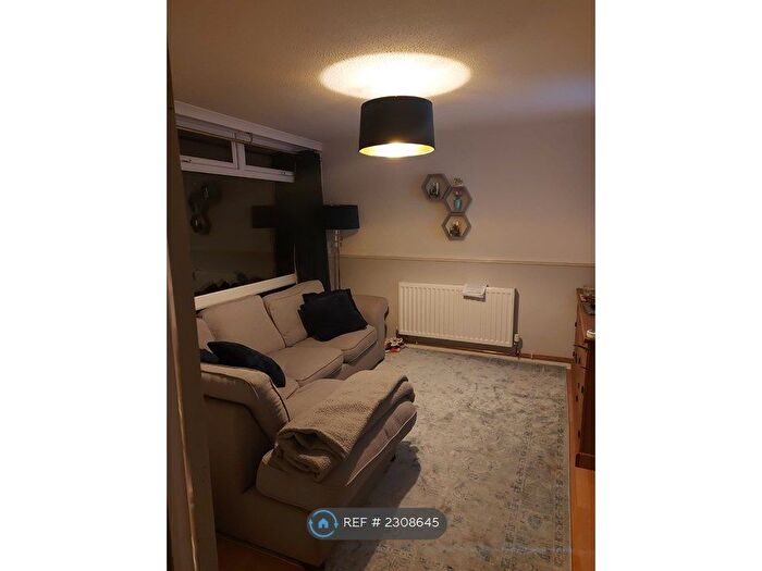 2 Bedroom End Of Terrace House To Rent In Barn Lane, Bodmin, PL31