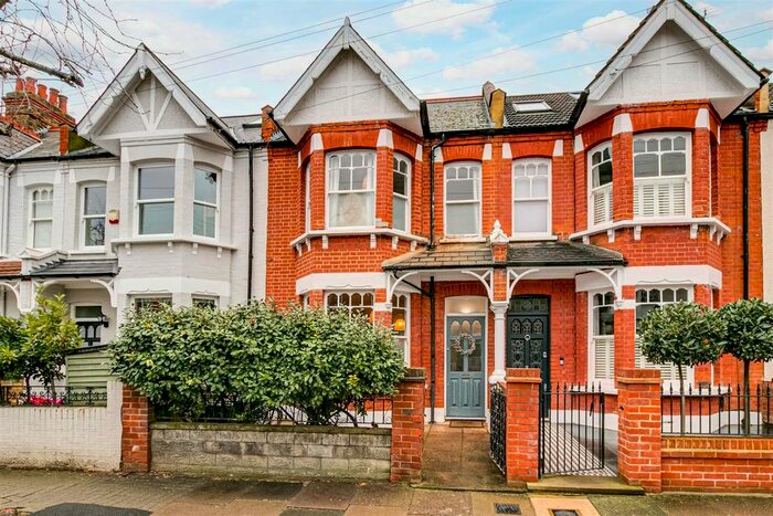 3 Bedroom Property To Rent In Engadine Street, London, SW18