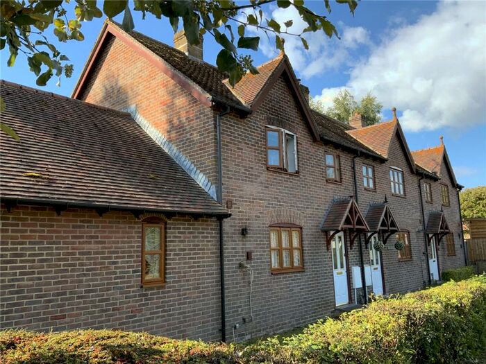 3 Bedroom Terraced House For Sale In East Grafton, Wiltshire, SN8