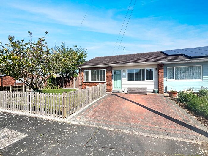 4 Bedroom Bungalow For Sale In Meadow Close, Panfield, Braintree, CM7