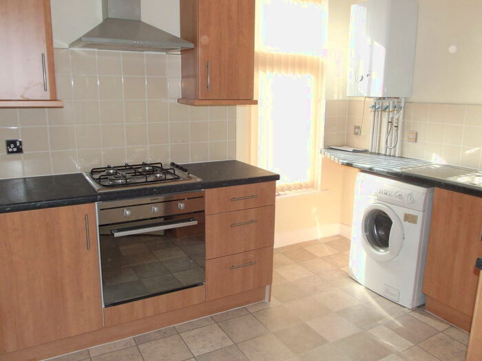 2 Bedroom Flat To Rent In Standhill Road, Carlton, NG4